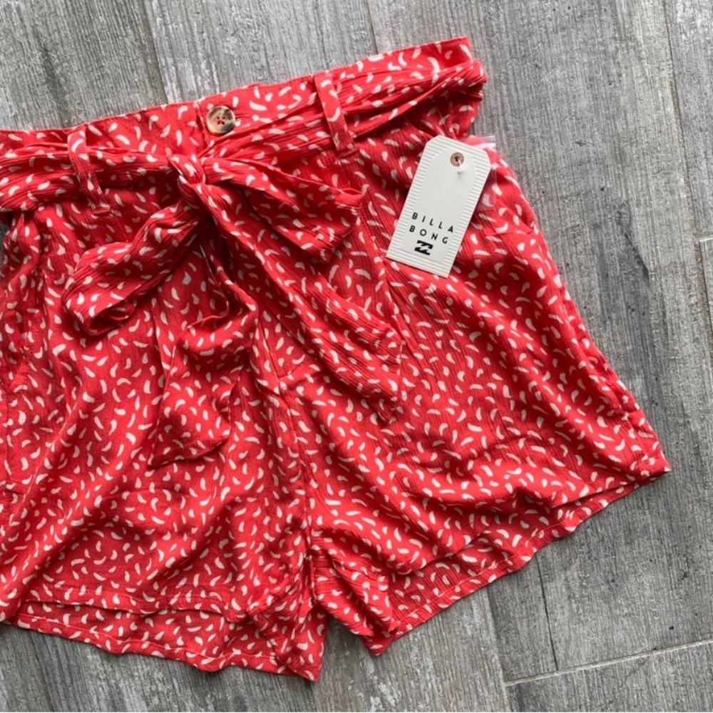 🌺 Billabong Flowy Come at Me 2 Shorts with Belt - Picture 3 of 6